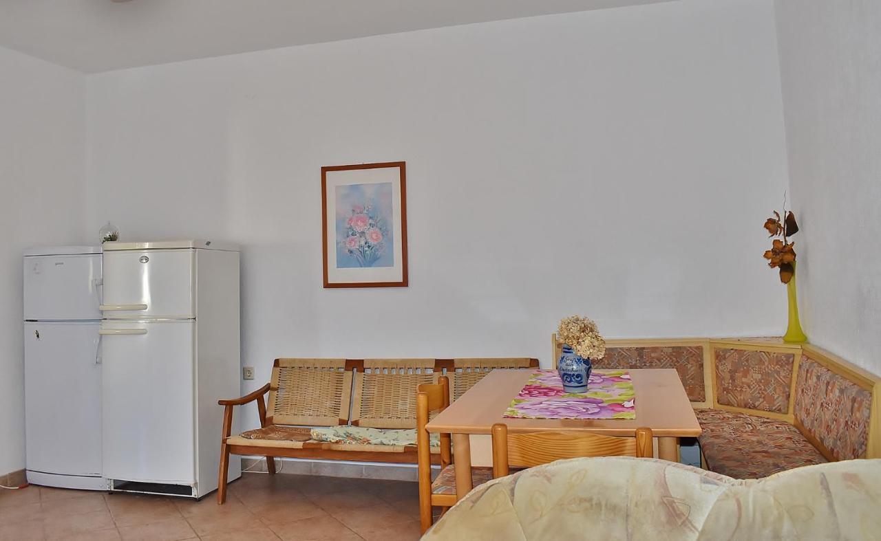 Apartment In Lopar/Insel Rab 17739 Kültér fotó