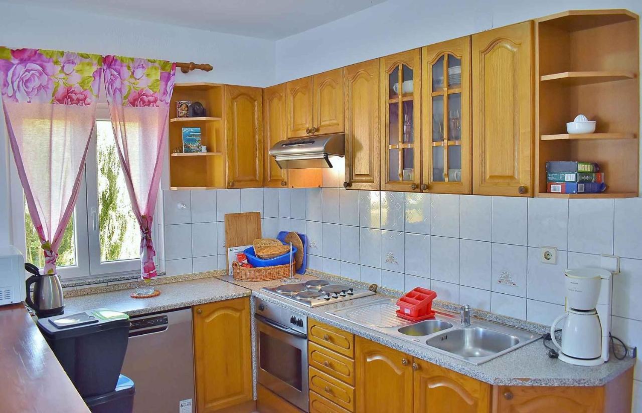 Apartment In Lopar/Insel Rab 17739 Kültér fotó